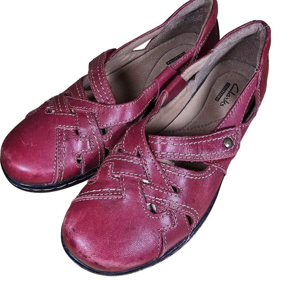 Clarks Collection Womens Red Leather Slip On Loafer Shoe Size 6 Great Condition